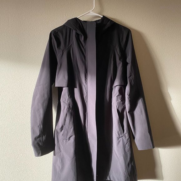 Lululemon Rain Rebel Jacket - Picture 2 of 6